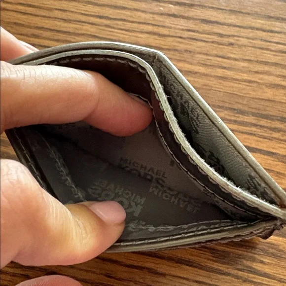 Michael Kors Olive and Black Card Holder - Picture 7 of 7